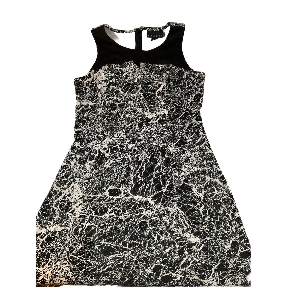 Attention Ladies‎ Black & White Dress Size M K72